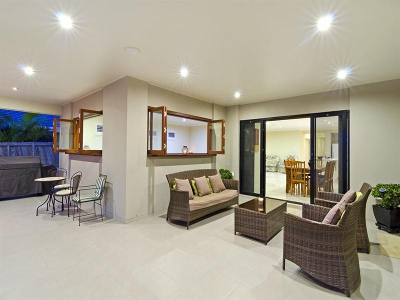 132 Mallawa Drive, Palm Beach QLD 4221