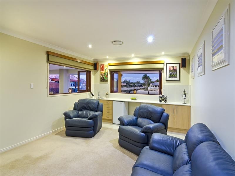 132 Mallawa Drive, Palm Beach QLD 4221