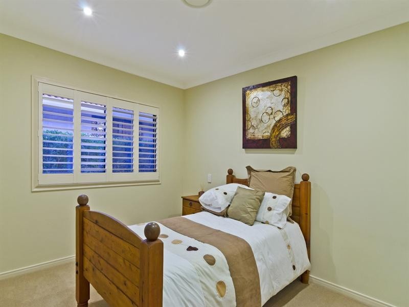 132 Mallawa Drive, Palm Beach QLD 4221