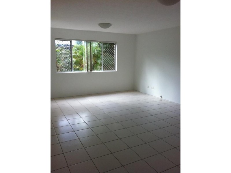 4/54 Sarawak Avenue, Palm Beach QLD 4221