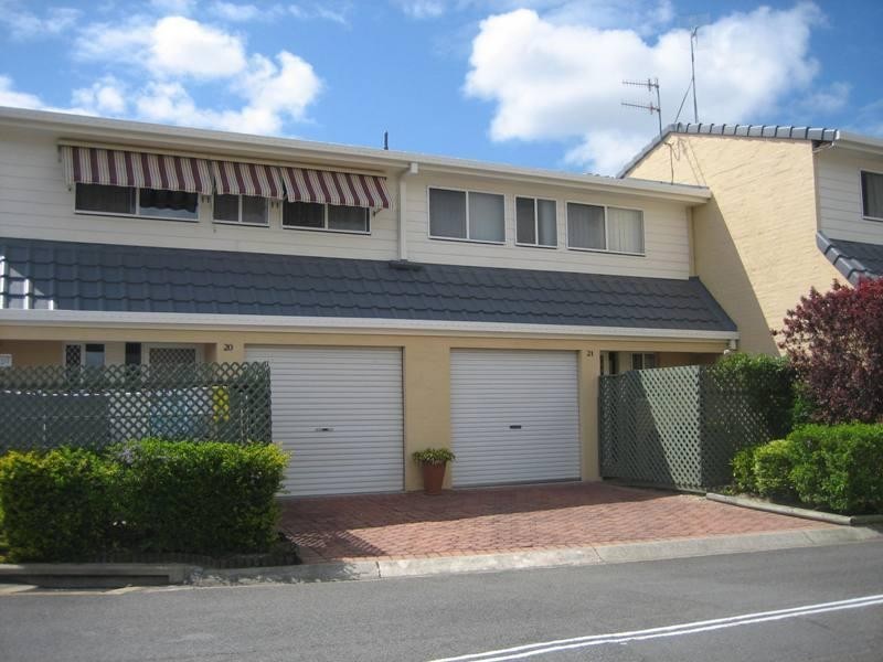 21/4 Itong Place, Currumbin Waters QLD 4223