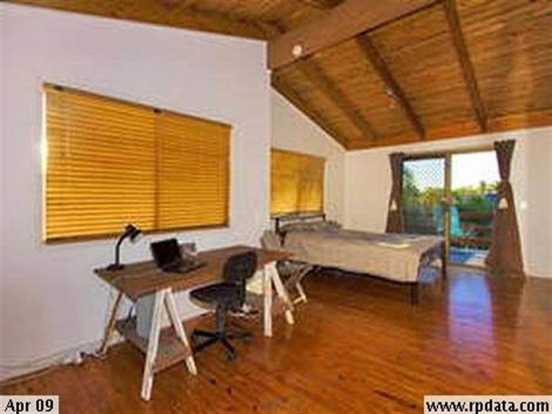 35 Mainsail Street, Currumbin Waters QLD 4223