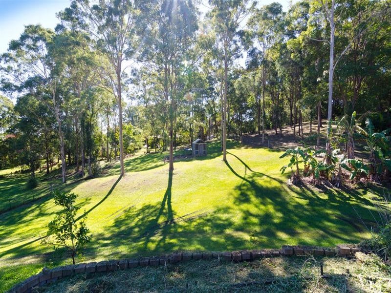 16 Jamberoo Court, Tallebudgera QLD 4228