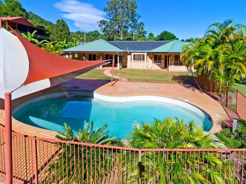 16 Jamberoo Court, Tallebudgera QLD 4228