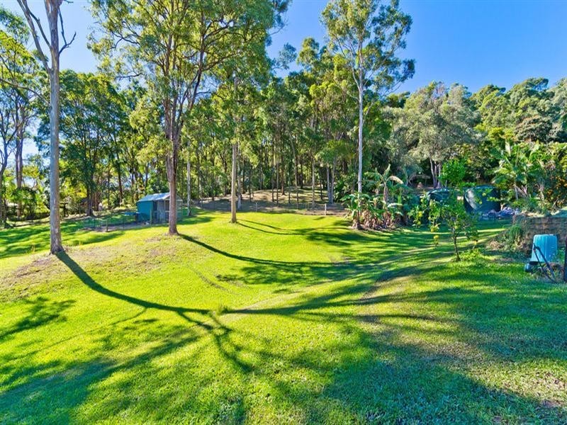 16 Jamberoo Court, Tallebudgera QLD 4228