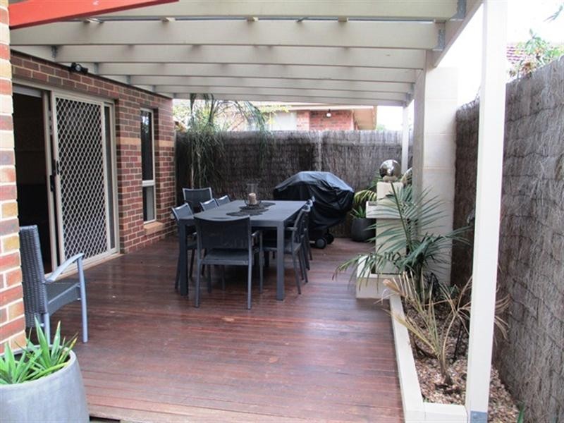 8 Bridgeview Street, Belmont VIC 3216