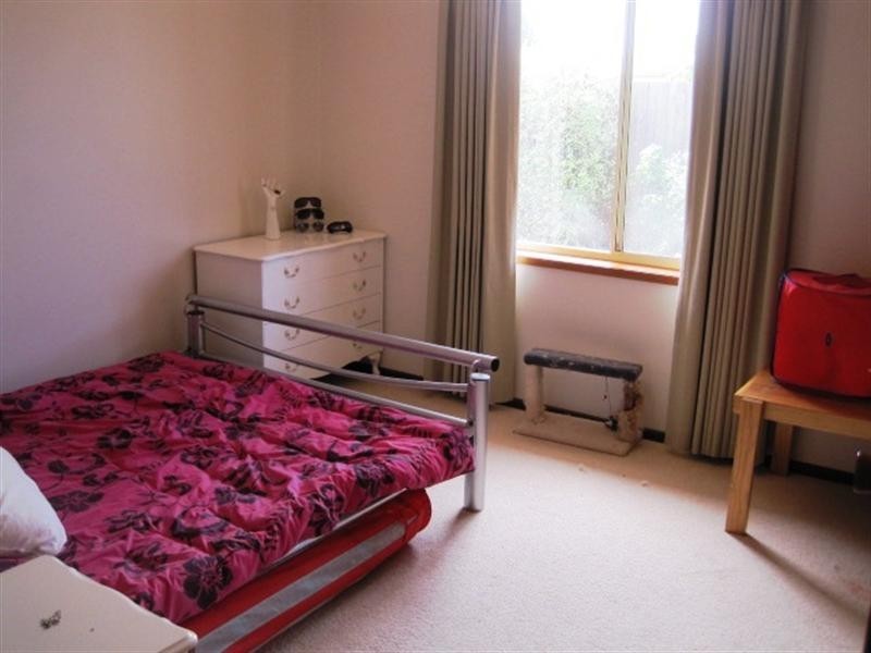 1/17 Bowman Place, Leopold VIC 3224