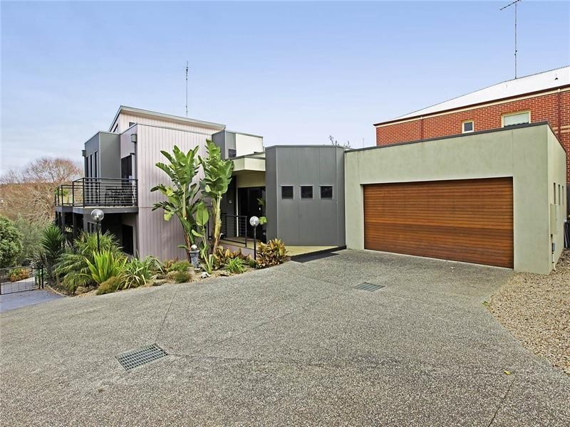 2/24 Newcombe Street, Drysdale VIC 3222