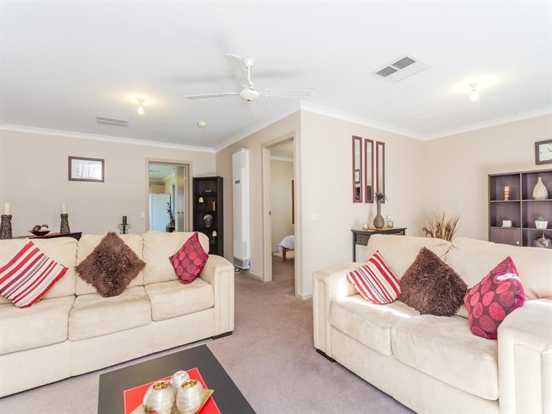20 Lino Court, Whittington VIC 3219