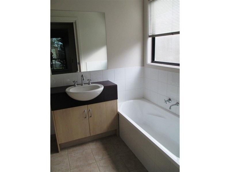 12 Hewitt Drive, Grovedale VIC 3216