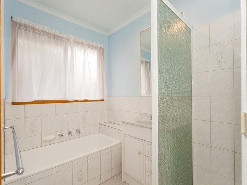 2 Wesona Place, Grovedale VIC 3216