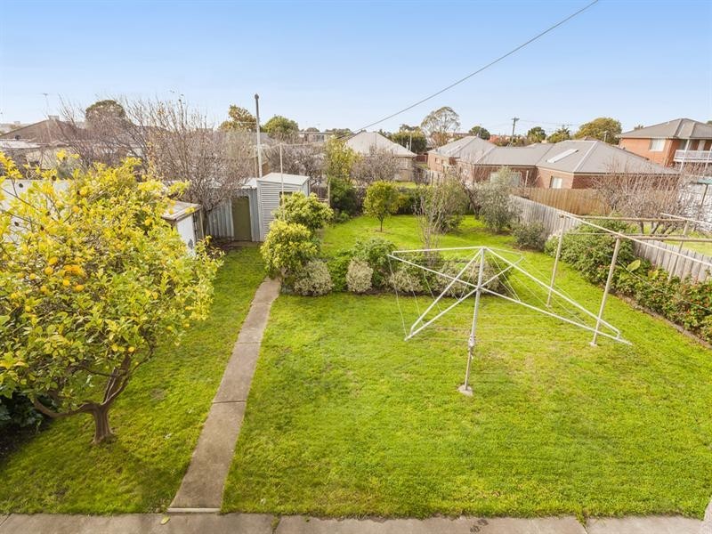 112 Thompson Road, North Geelong VIC 3215