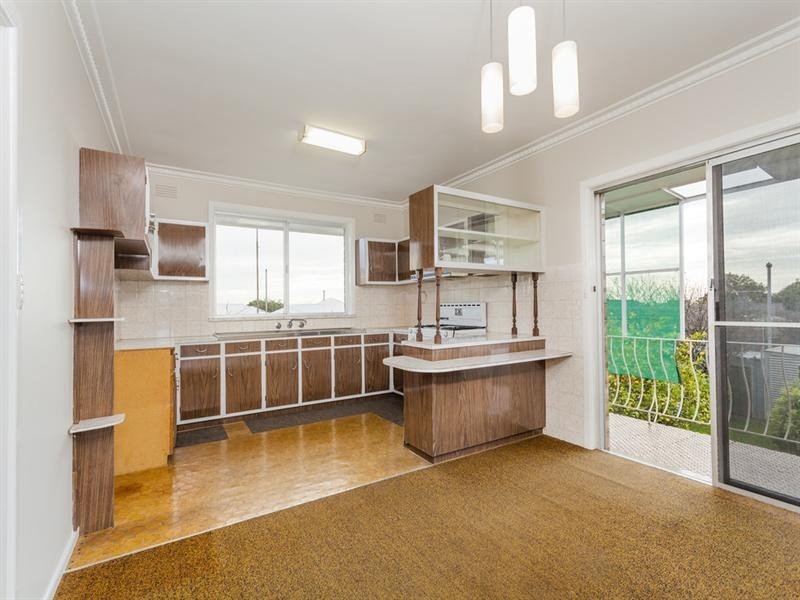 112 Thompson Road, North Geelong VIC 3215