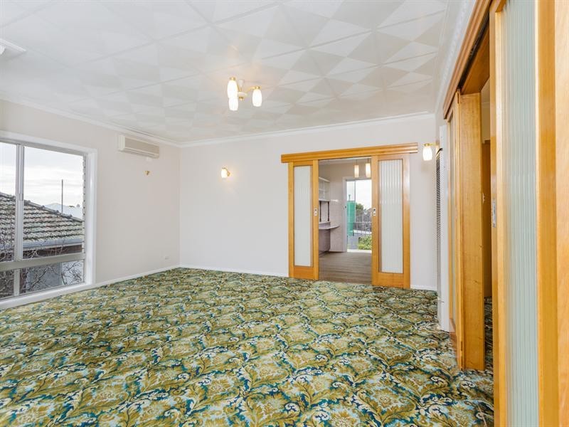 112 Thompson Road, North Geelong VIC 3215