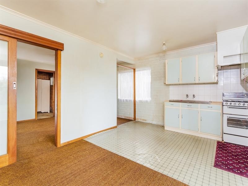 112 Thompson Road, North Geelong VIC 3215