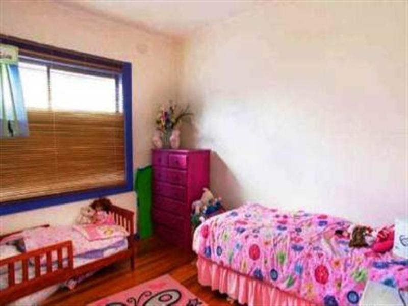 8 Alder Crescent, Bell Park VIC 3215