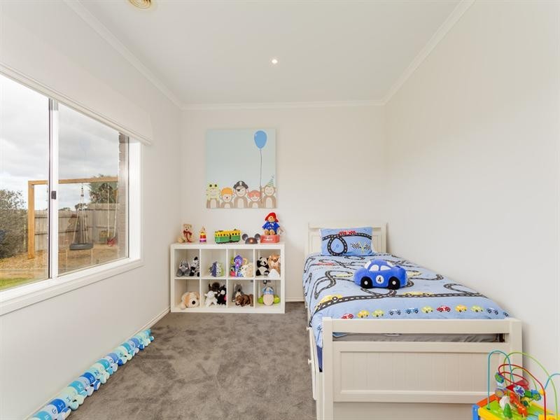 20 Roseview Way, St Albans Park VIC 3219