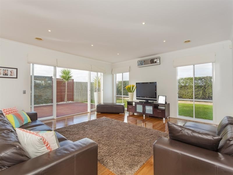 20 Roseview Way, St Albans Park VIC 3219
