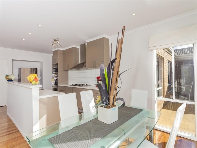 20 Roseview Way, St Albans Park VIC 3219