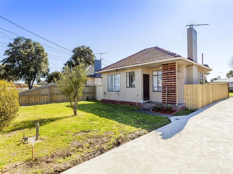 23 Pettitt Crescent, Norlane VIC 3214