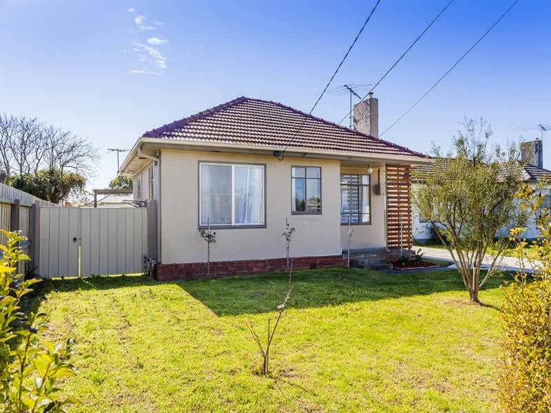 23 Pettitt Crescent, Norlane VIC 3214