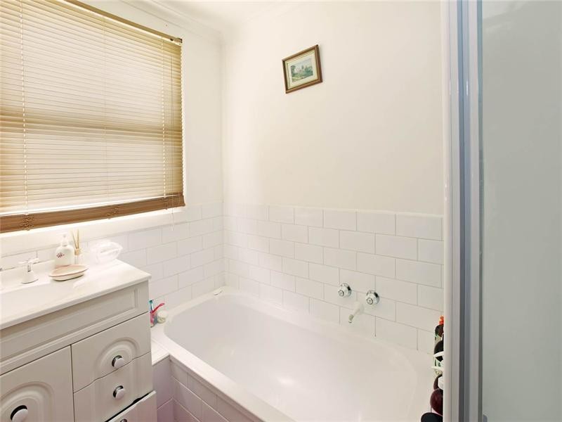 20 Thorburn Street, Bell Park VIC 3215