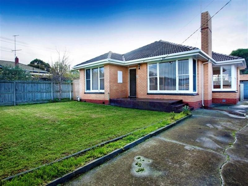 1 Oxford Street, Whittington VIC 3219