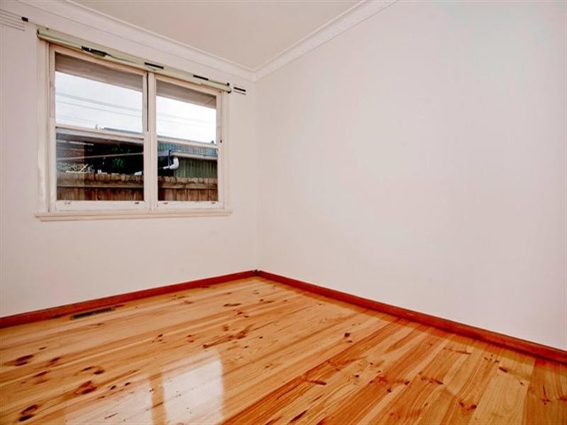 1 Oxford Street, Whittington VIC 3219