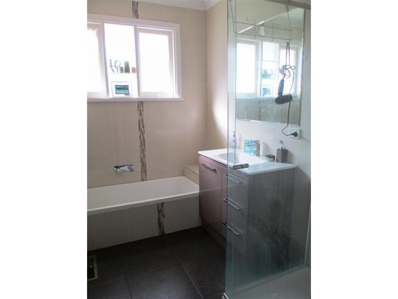 1 Oxford Street, Whittington VIC 3219