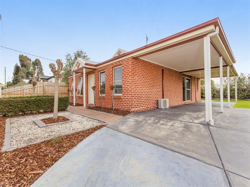 16 Ghazeepore Road, Waurn Ponds VIC 3216
