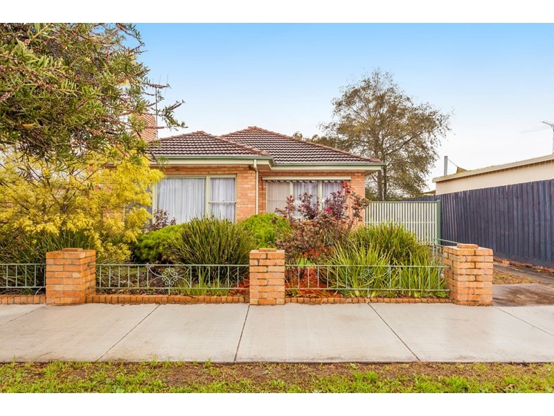 49 Wimmera Avenue, Manifold Heights VIC 3218