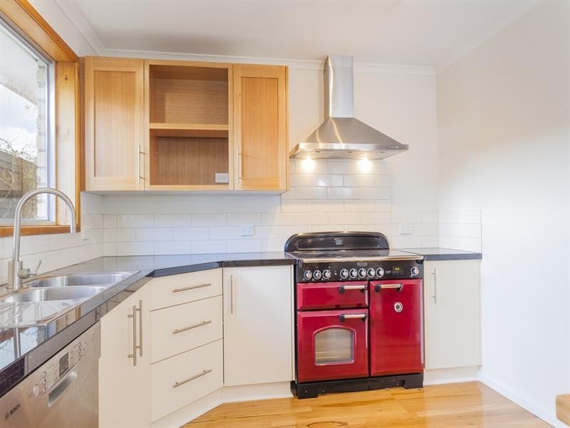 101 Belle Vue Avenue, Highton VIC 3216