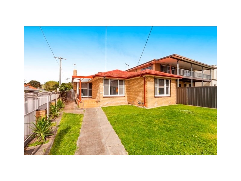 1/211 Aberdeen Street, Newtown VIC 3220