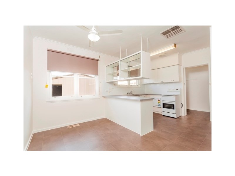 1/211 Aberdeen Street, Newtown VIC 3220