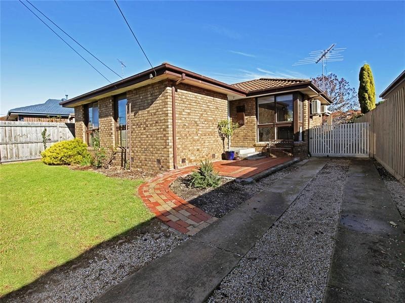 35 Kanooka Drive, Corio VIC 3214