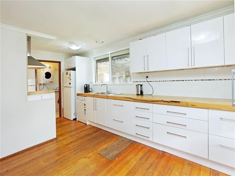 35 Kanooka Drive, Corio VIC 3214