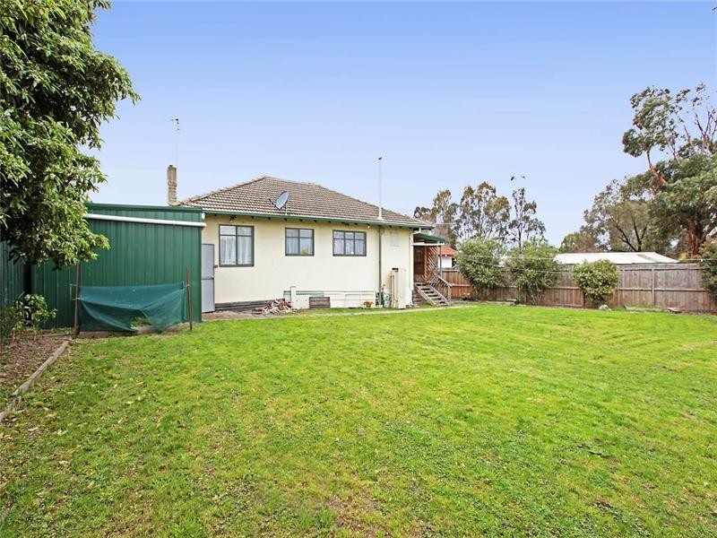 5 Nowra Court, Norlane VIC 3214