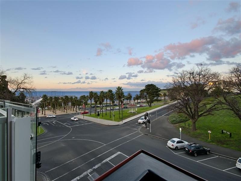 702 Promenade Towers, Geelong VIC 3220