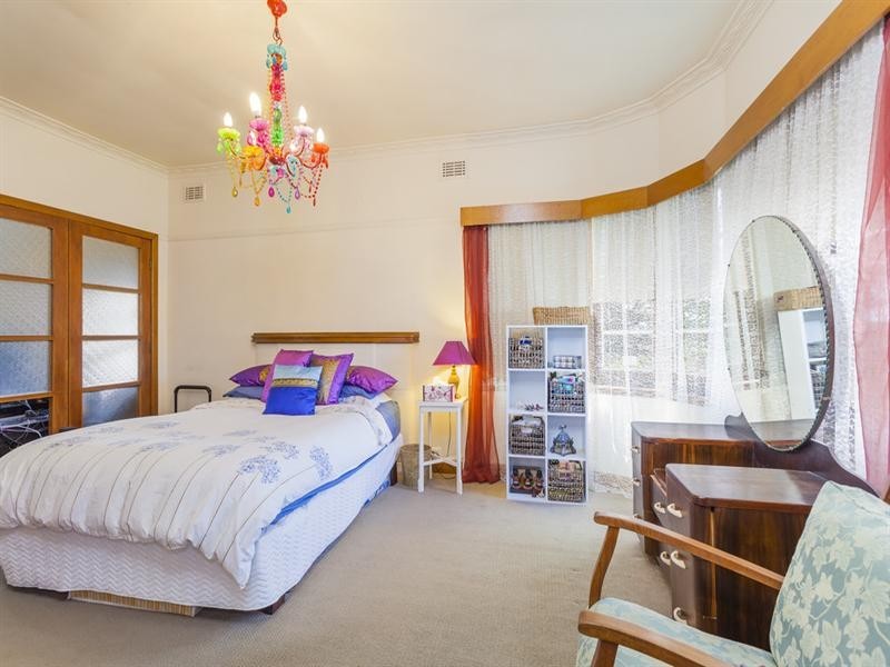 74 Francis Stret, Belmont VIC 3216