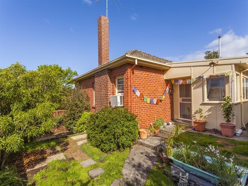 74 Francis Stret, Belmont VIC 3216