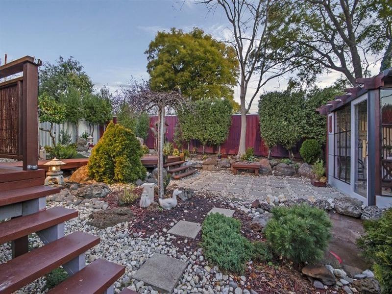 5 Victoria Terrace, Belmont VIC 3216