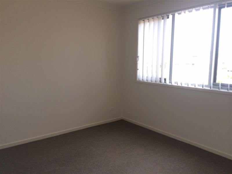 55 Oakwood Crescent, Waurn Ponds VIC 3216