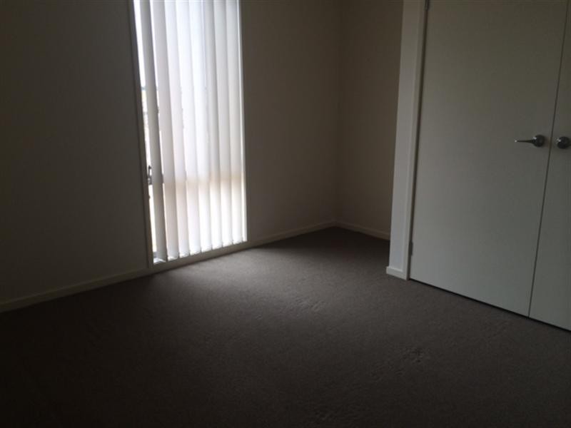 55 Oakwood Crescent, Waurn Ponds VIC 3216