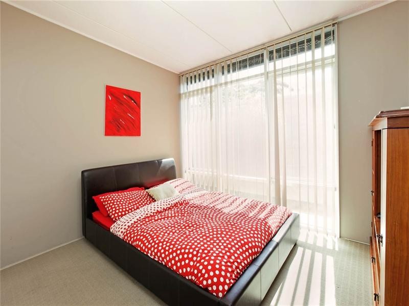 4 Tucker Street, Breakwater VIC 3219