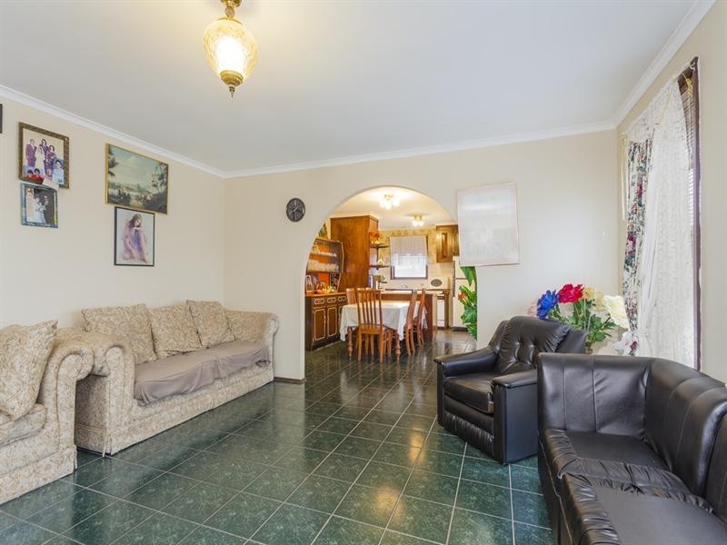 2 Diosma Court, Newcomb VIC 3219