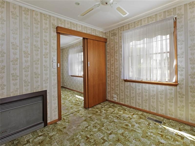 12 Watsons Road, Newcomb VIC 3219