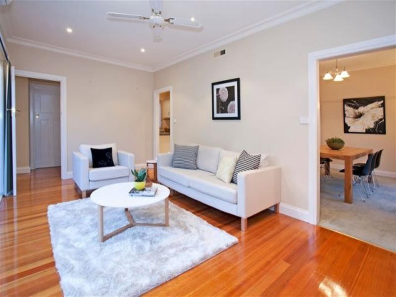 18 Walker Street, Rippleside VIC 3215