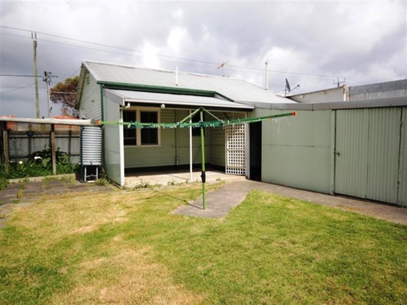 113 St Albans Road, East Geelong VIC 3219