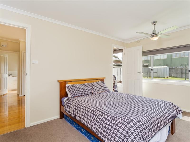 3 Dorothy Avenue, Belmont VIC 3216