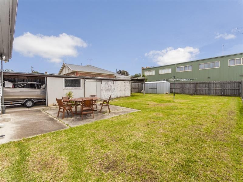3 Dorothy Avenue, Belmont VIC 3216